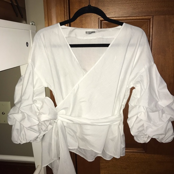 Top - Picture 2 of 2